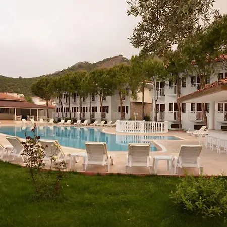 White Hotel 3*