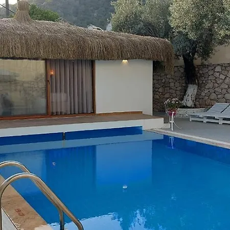 White Hotell Öludeniz