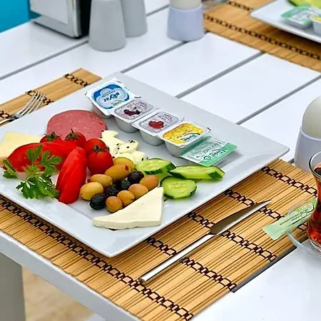 فندق وايت