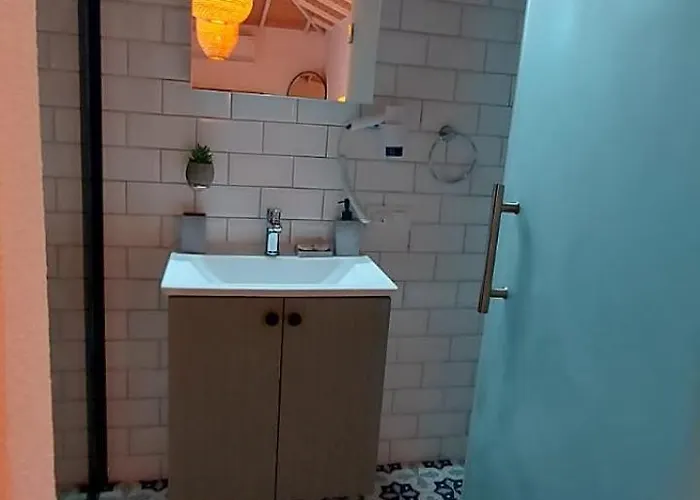 Ξενοδοχείο White 3*