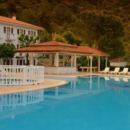 White 3* Oludeniz