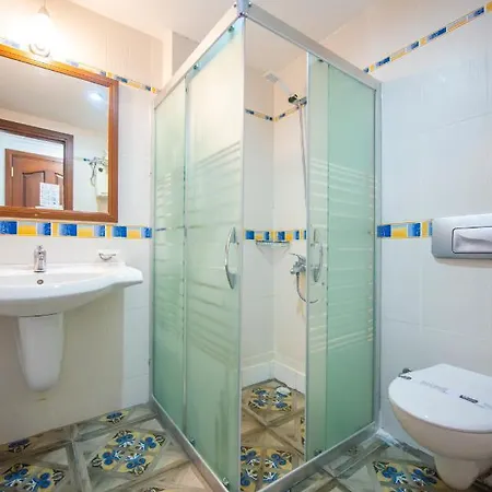 White 3* Oludeniz